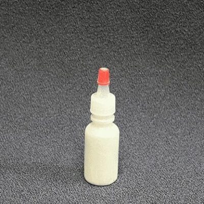 Dragon's Breath in a Squeeze Bottle (1 ounce) by Ickle Pickle - Tricks